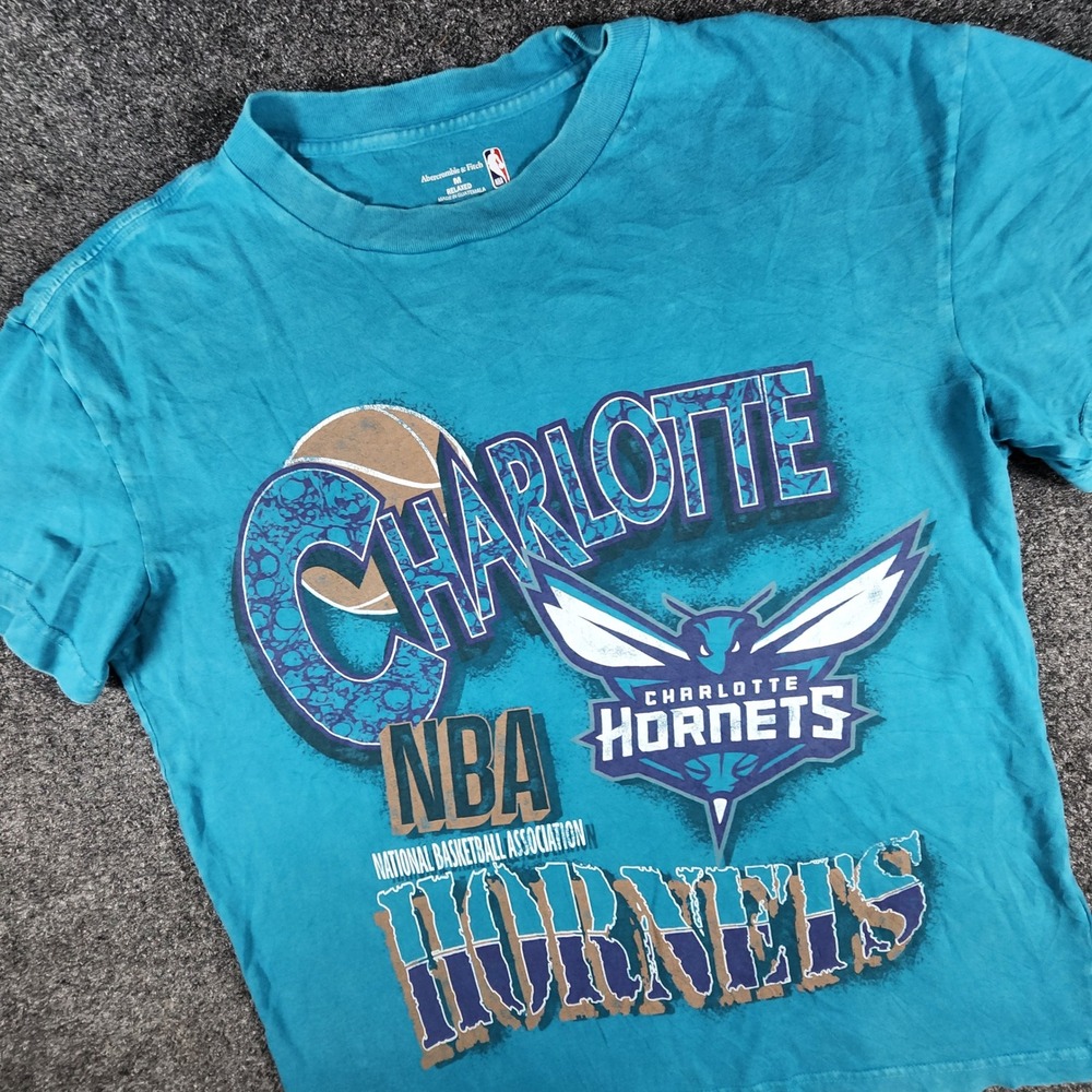 Abercrombie NBA Charlotte Hornets T-Shirt Mens Medium Teal Relaxed Fit Graphic